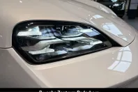 Porsche Taycan din 2025 cu 14.900 km - oferta POR257296 - foto 29