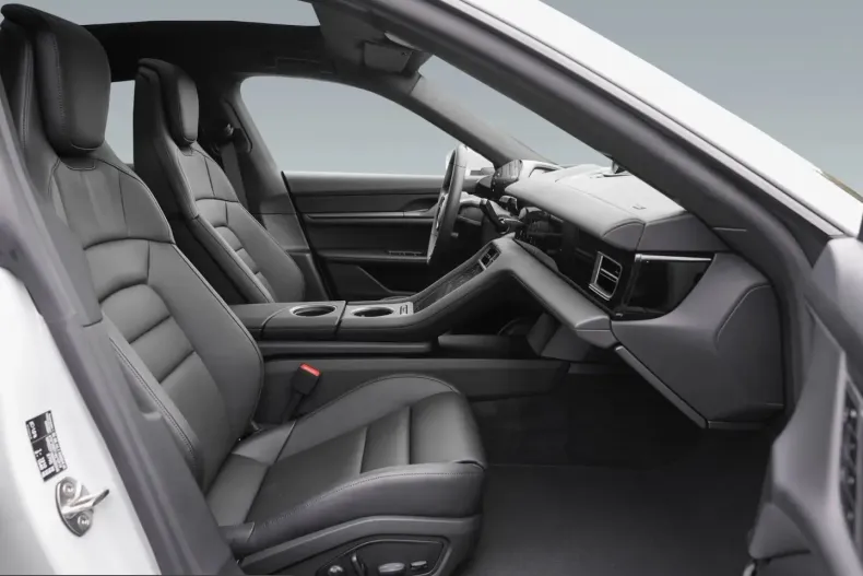 Porsche Taycan din 2025 cu 19.900 km - oferta POR257297 - foto 16