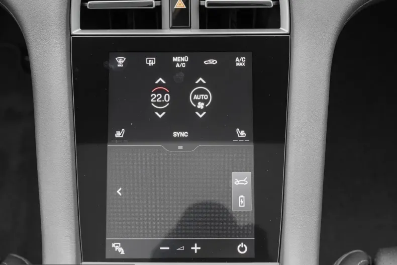 Porsche Taycan din 2025 cu 19.900 km - oferta POR257297 - foto 23
