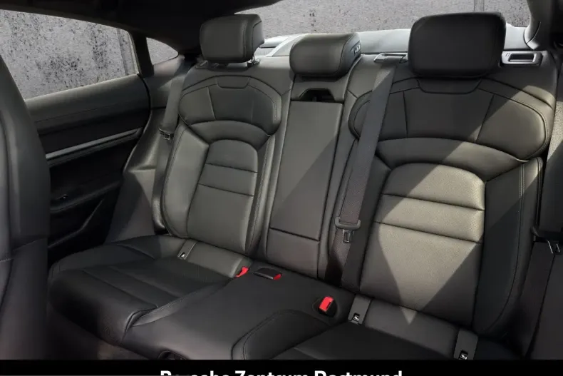 Porsche Taycan din 2025 cu 20.281 km - oferta POR257299 - foto 25