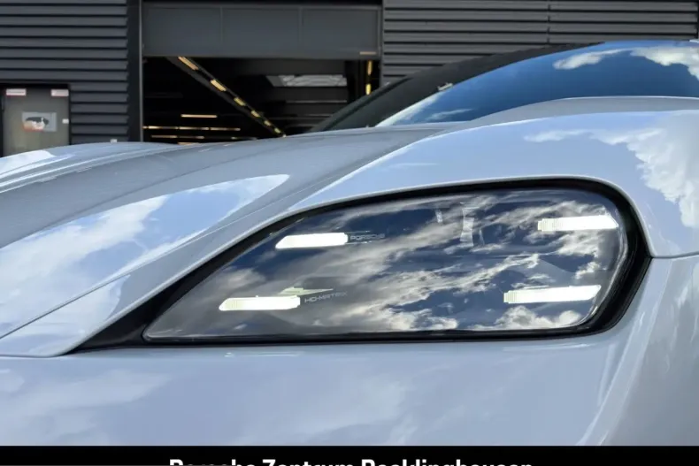 Porsche Taycan din 2026 cu 12.117 km - oferta POR257300 - foto 12