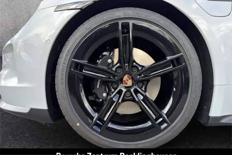 Porsche Taycan din 2026 cu 12.117 km - oferta POR257300 - foto 15