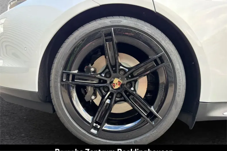 Porsche Taycan din 2026 cu 12.117 km - oferta POR257300 - foto 17
