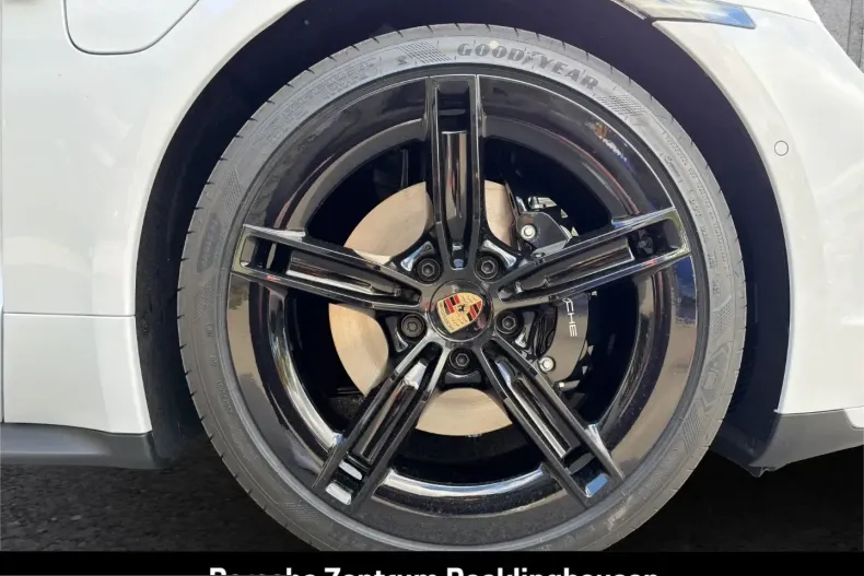 Porsche Taycan din 2026 cu 12.117 km - oferta POR257300 - foto 18
