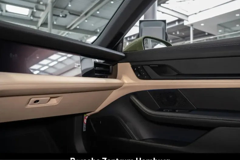 Porsche Taycan din 2025 cu 22.000 km - oferta POR257301 - foto 27