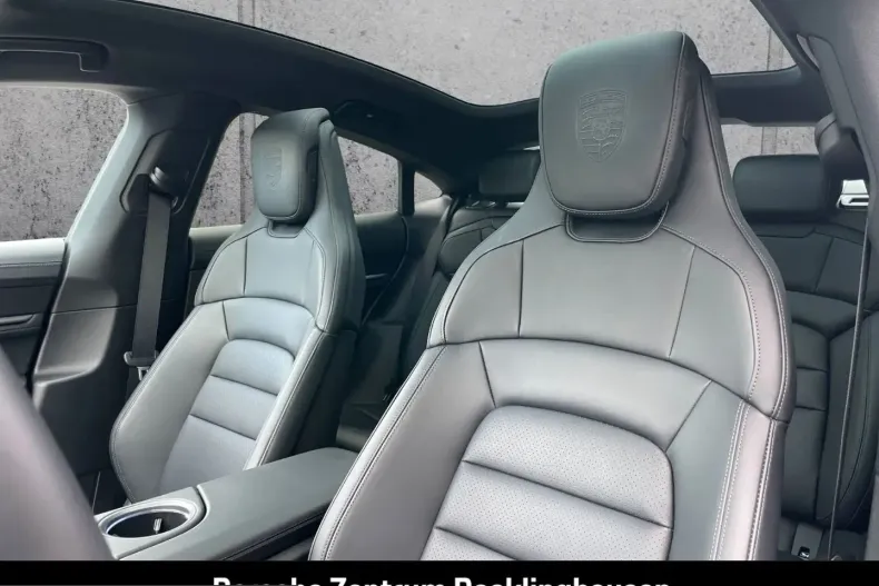 Porsche Taycan din 2025 cu 25.929 km - oferta POR257302 - foto 5