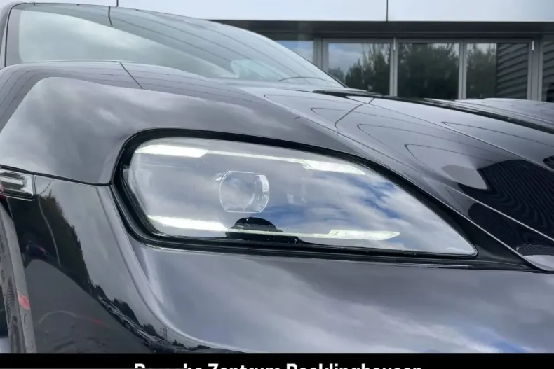 Porsche Taycan din 2025 cu 25.929 km - oferta POR257302 - foto 11