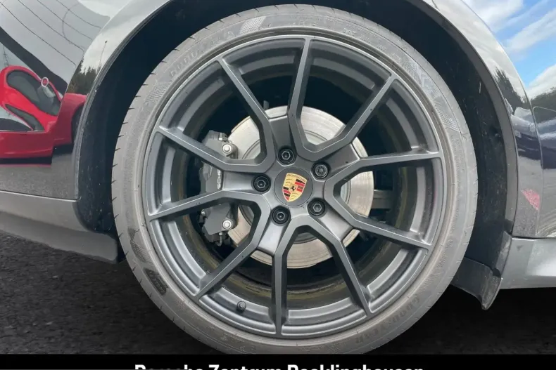 Porsche Taycan din 2025 cu 25.929 km - oferta POR257302 - foto 17
