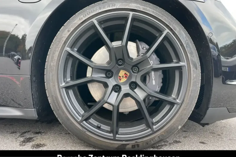 Porsche Taycan din 2025 cu 25.929 km - oferta POR257302 - foto 18
