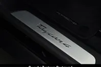 Porsche Taycan din 2025 cu 22.474 km - oferta POR257303 - foto 22