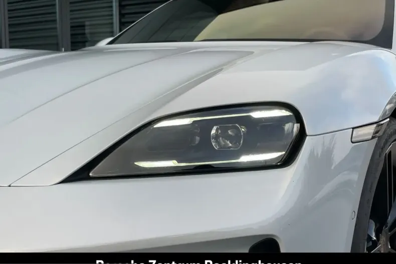 Porsche Taycan din 2025 cu 21.948 km - oferta POR257304 - foto 12
