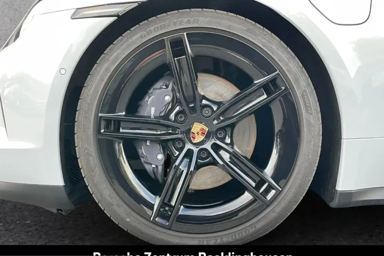 Porsche Taycan din 2025 cu 21.948 km - oferta POR257304 - foto 15