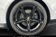 Porsche Taycan din 2025 cu 21.948 km - oferta POR257304 - foto 16