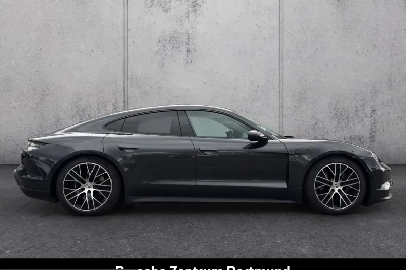 Porsche Taycan din 2025 cu 21.870 km - oferta POR257305 - foto 6