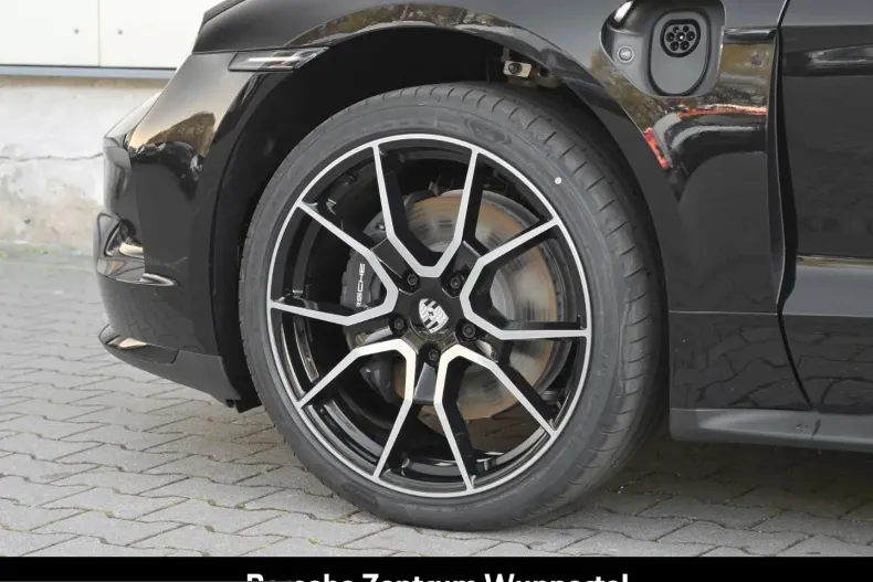 Porsche Taycan din 2025 cu 19.900 km - oferta POR257308 - foto 6