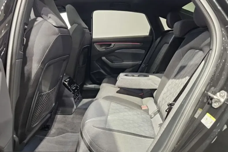 Audi A6 din 2025 cu 6.999 km - oferta AUD257309 - foto 12