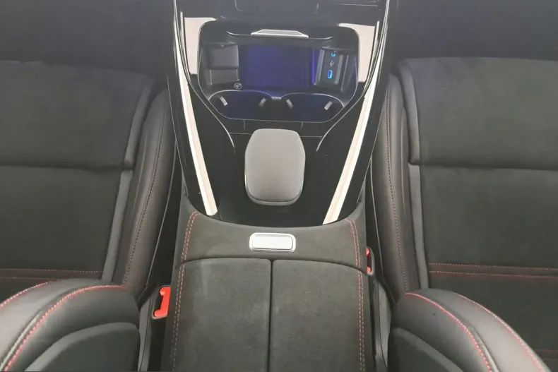 Mercedes-Benz AMG GT (Clasa GT) din 2024 cu 30.000 km - oferta MER257321 - foto 18