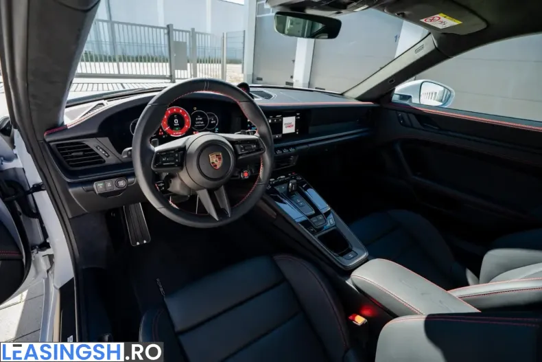Porsche 992 din 2025 cu 1.777 km - oferta POR257332 - foto 14