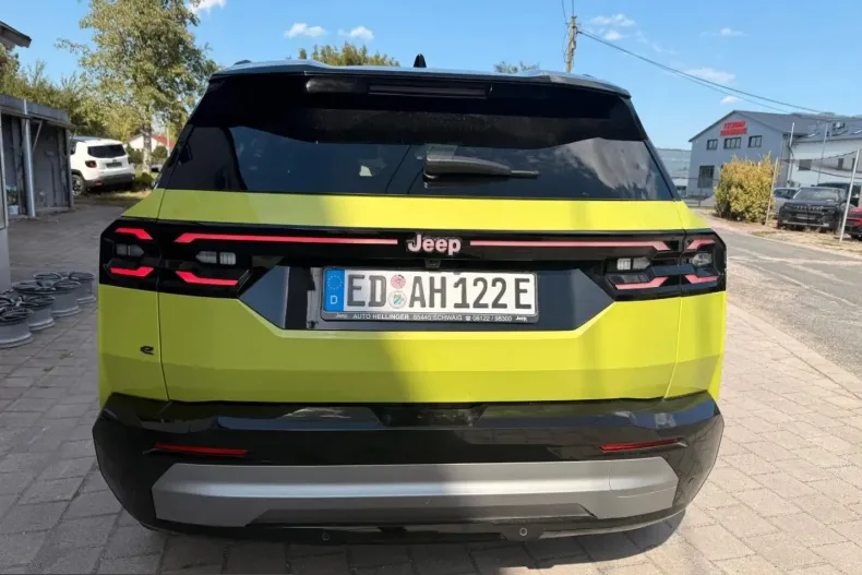 Jeep Compass din 2026 cu 7.500 km - oferta JEE257337 - foto 5