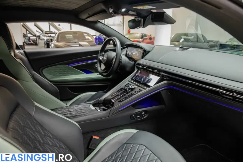 Aston Martin DB12 din 2024 cu 8.900 km - oferta AST257338 - foto 13