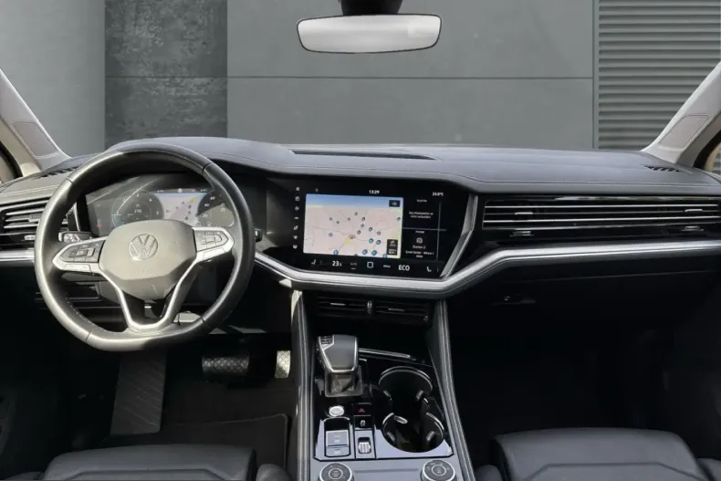 Volkswagen Touareg din 2025 cu 29.800 km - oferta VOL257340 - foto 11