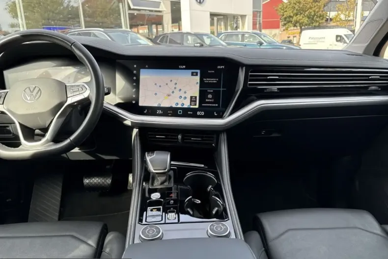 Volkswagen Touareg din 2025 cu 29.800 km - oferta VOL257340 - foto 12
