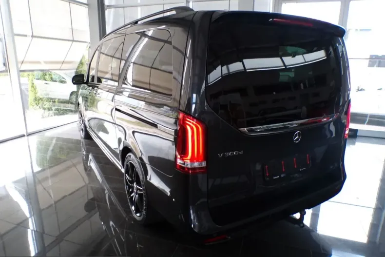 Mercedes-Benz V 300 (Clasa V) din 2022 cu 79.000 km - oferta MER257343 - foto 9