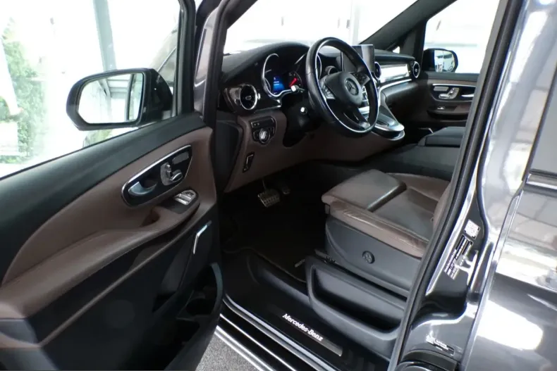 Mercedes-Benz V 300 (Clasa V) din 2022 cu 79.000 km - oferta MER257343 - foto 32