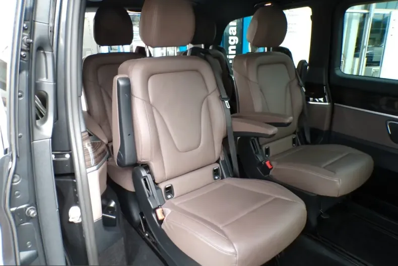 Mercedes-Benz V 300 (Clasa V) din 2022 cu 79.000 km - oferta MER257343 - foto 41