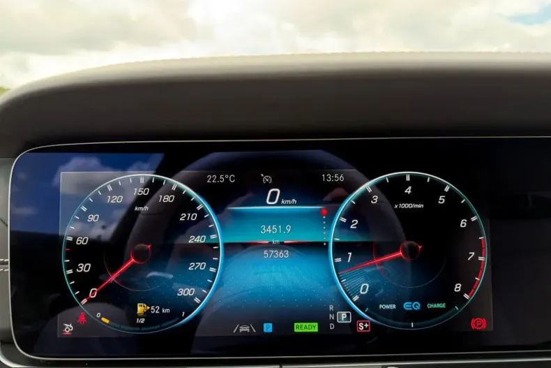 Mercedes-Benz AMG GT (Clasa GT) din 2022 cu 57.363 km - oferta MER257348 - foto 17