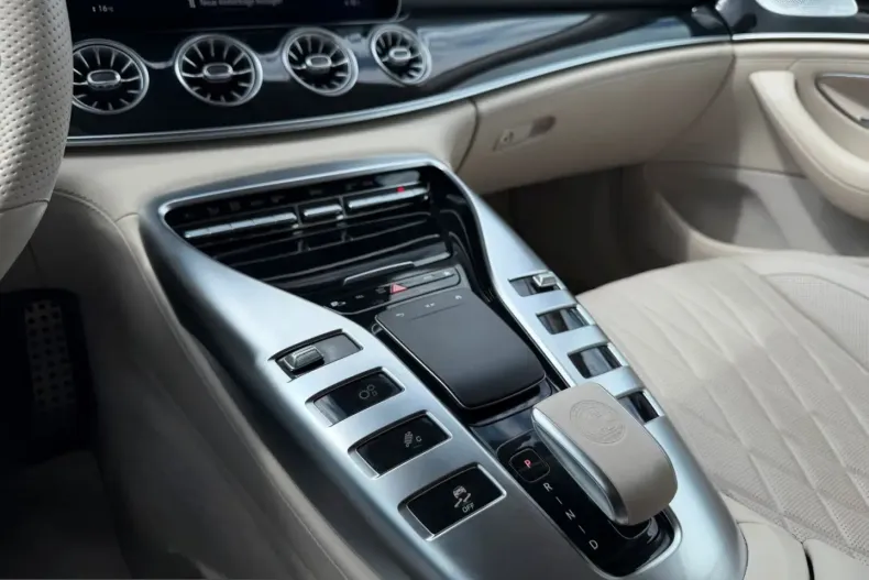 Mercedes-Benz AMG GT (Clasa GT) din 2022 cu 57.363 km - oferta MER257348 - foto 24