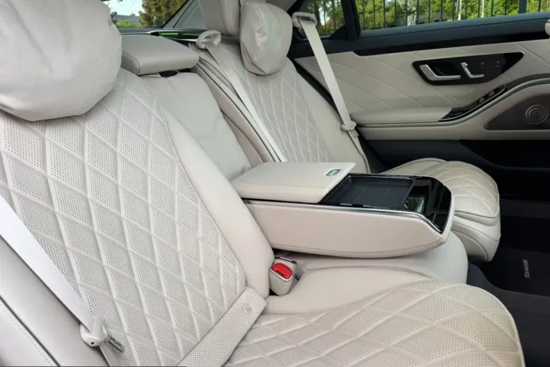 Mercedes-Benz S 450 (Clasa S) din 2025 cu 31.500 km - oferta MER257354 - foto 8