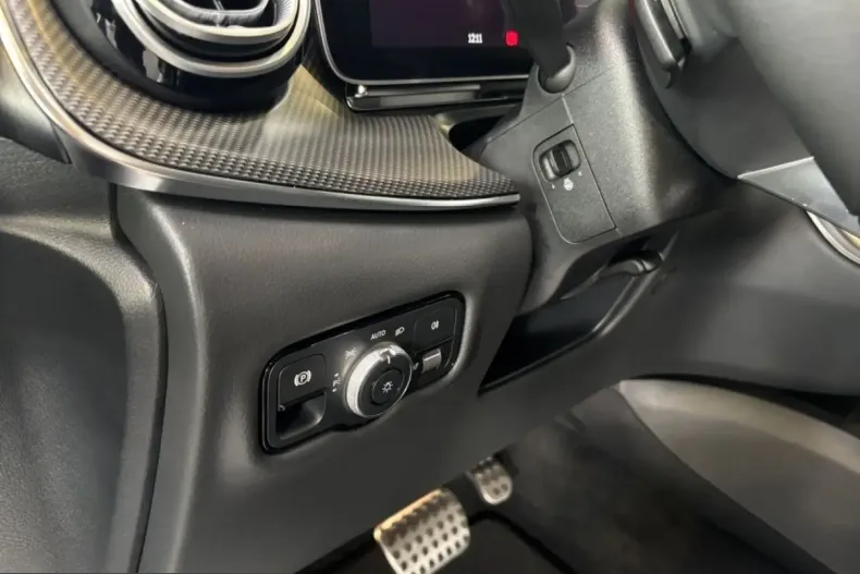 Mercedes-Benz V 300 (Clasa V) din 2025 cu 9.798 km - oferta MER257373 - foto 20