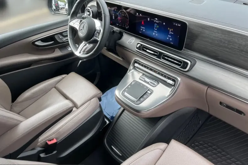 Mercedes-Benz V 300 (Clasa V) din 2024 cu 42.899 km - oferta MER257374 - foto 16