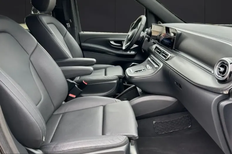 Mercedes-Benz V 300 (Clasa V) din 2025 cu 46.100 km - oferta MER257375 - foto 12