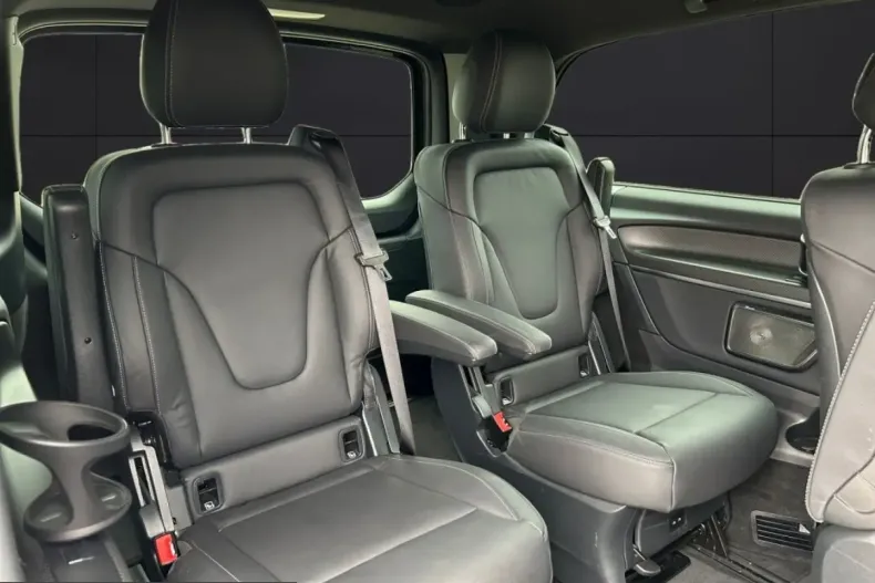 Mercedes-Benz V 300 (Clasa V) din 2025 cu 46.100 km - oferta MER257375 - foto 14
