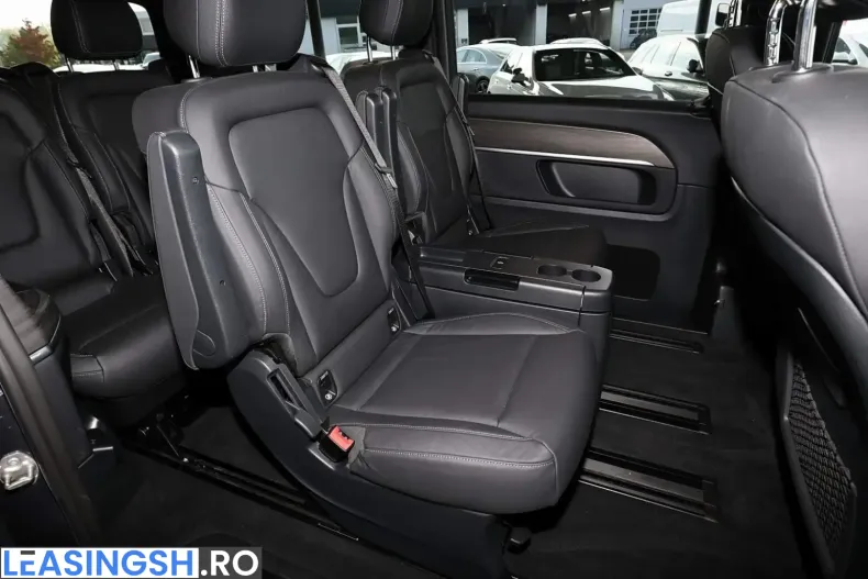 Mercedes-Benz V 300 (Clasa V) din 2024 cu 31.276 km - oferta MER257376 - foto 7