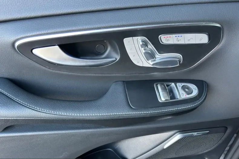 Mercedes-Benz V 300 (Clasa V) din 2025 cu 27.200 km - oferta MER257377 - foto 11