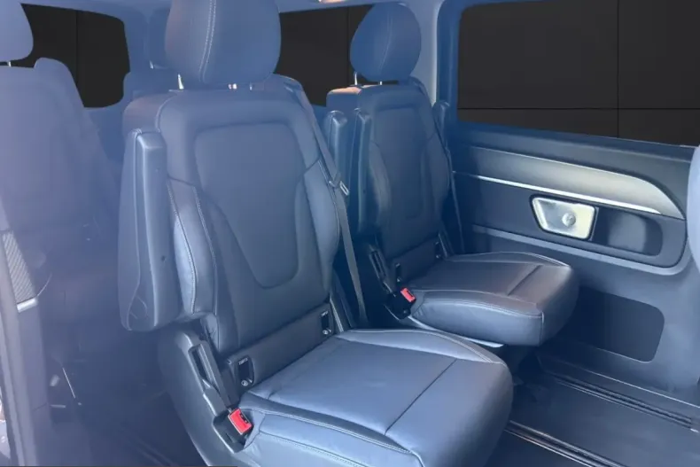 Mercedes-Benz V 300 (Clasa V) din 2025 cu 27.200 km - oferta MER257377 - foto 13