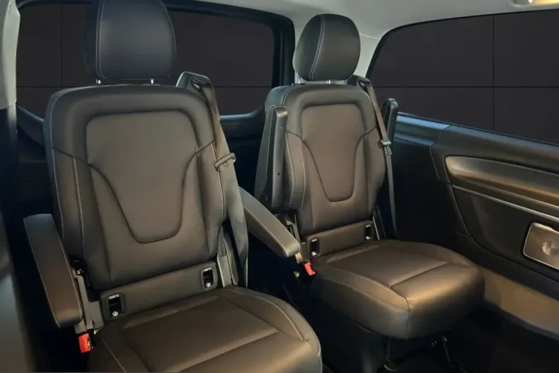 Mercedes-Benz V 300 (Clasa V) din 2025 cu 27.200 km - oferta MER257377 - foto 14