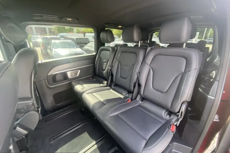 Mercedes-Benz V 300 (Clasa V) din 2025 cu 20.500 km - oferta MER257378 - foto 11