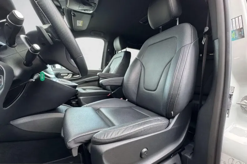 Mercedes-Benz V 300 (Clasa V) din 2024 cu 46.640 km - oferta MER257383 - foto 12