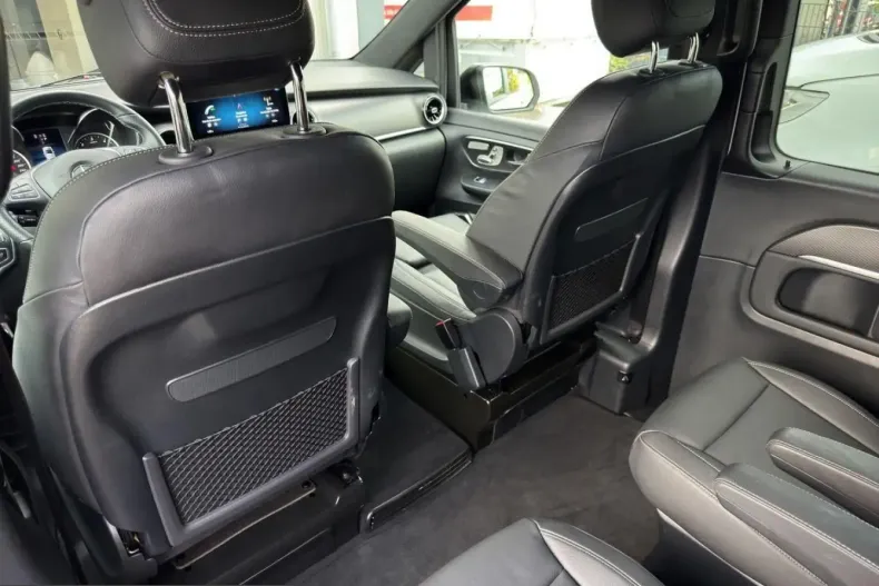 Mercedes-Benz V 300 (Clasa V) din 2024 cu 46.640 km - oferta MER257383 - foto 41