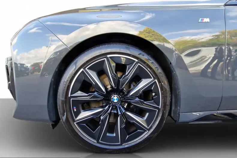 BMW 740 (Seria 7) din 2023 cu 99.120 km - oferta BMW257392 - foto 3