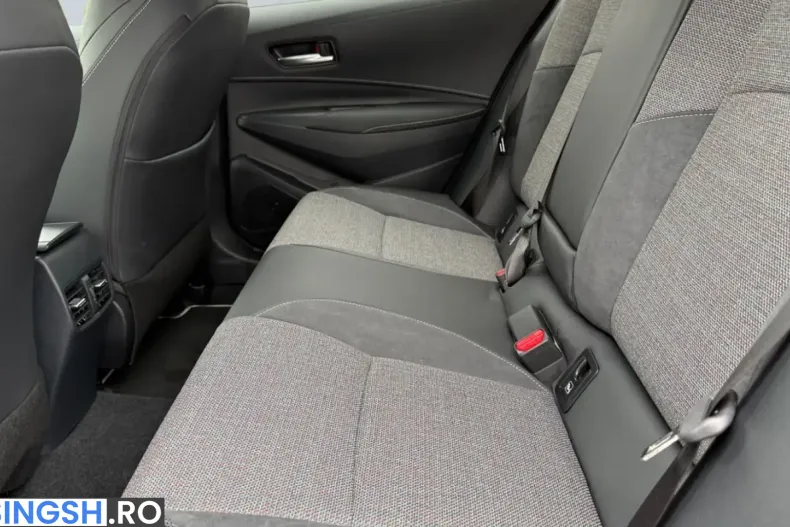 Toyota Corolla din 2026 cu 7.500 km - oferta TOY257395 - foto 12