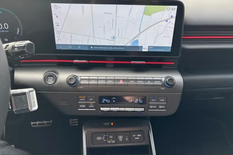 Hyundai Kona din 2024 cu 10.300 km - oferta HYU257402 - foto 10