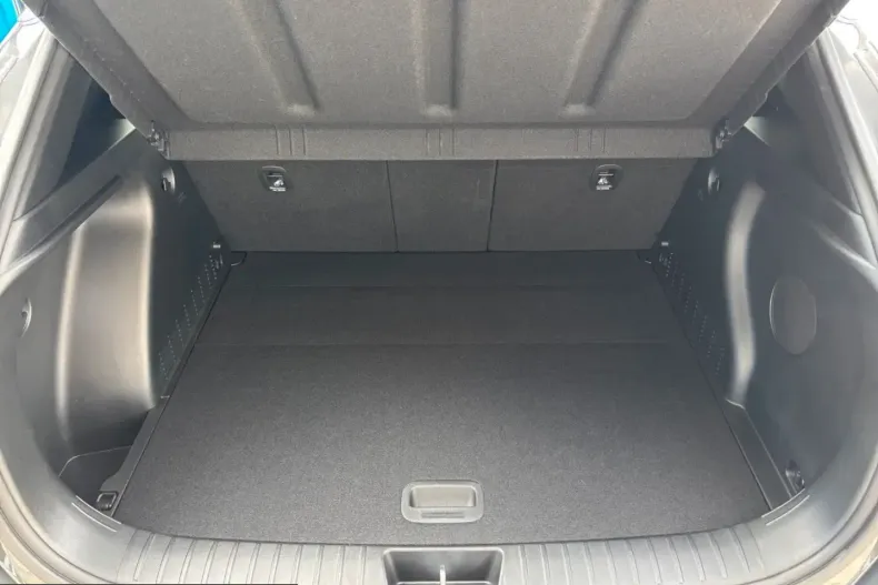 Hyundai Kona din 2024 cu 10.300 km - oferta HYU257402 - foto 12