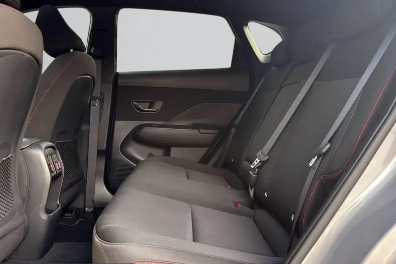 Hyundai Kona din 2024 cu 31.400 km - oferta HYU257404 - foto 14