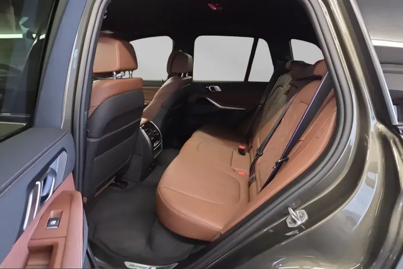 BMW X5 (Seria X) din 2025 cu 14.500 km - oferta BMW257416 - foto 10