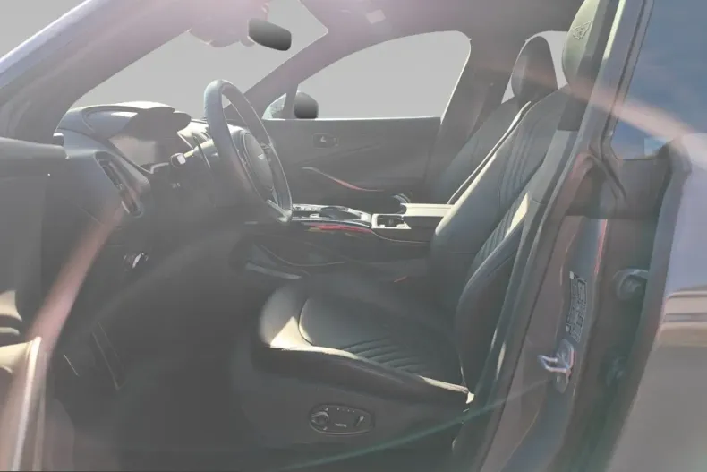 Aston Martin DBX din 2023 cu 16.000 km - oferta AST257418 - foto 10
